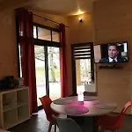Maison Des Créateurs Chalet Meux