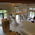 Maison Des Createurs Dağ evi *