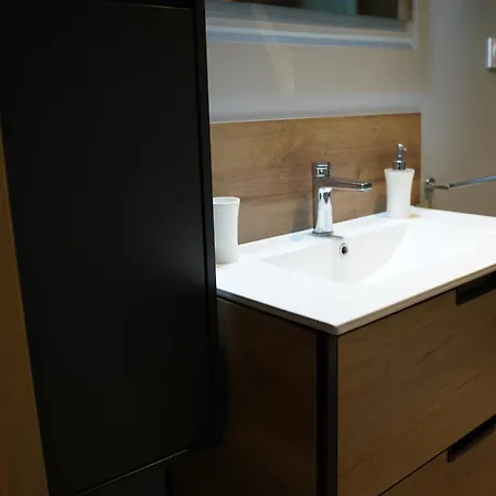 Maison Des Createurs Meux