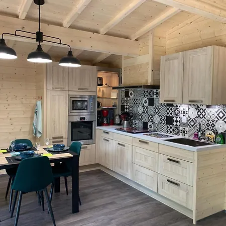 Maison Des Createurs Meux