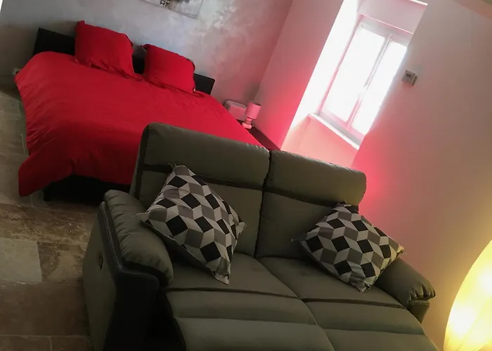 Maison Des Createurs Chalet Meux